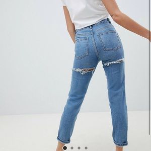 Mom Jeans Ripped